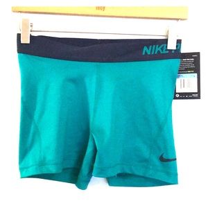Nike Pro short